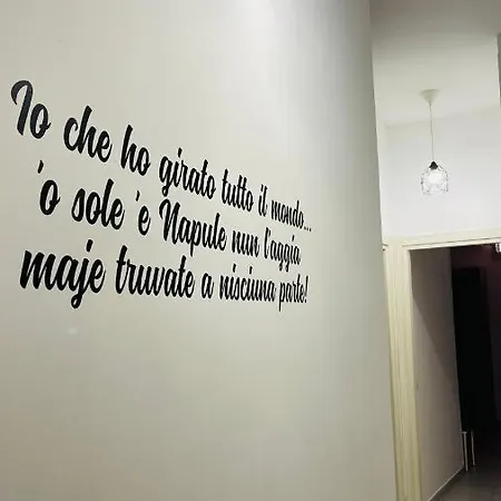 House Capodichino Nápoly